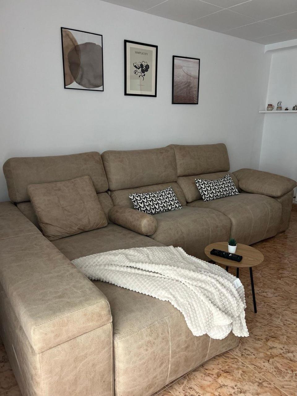 Piso Ideal Para Una Familia Ubicado Cerca Del Mar Blanes Exterior photo